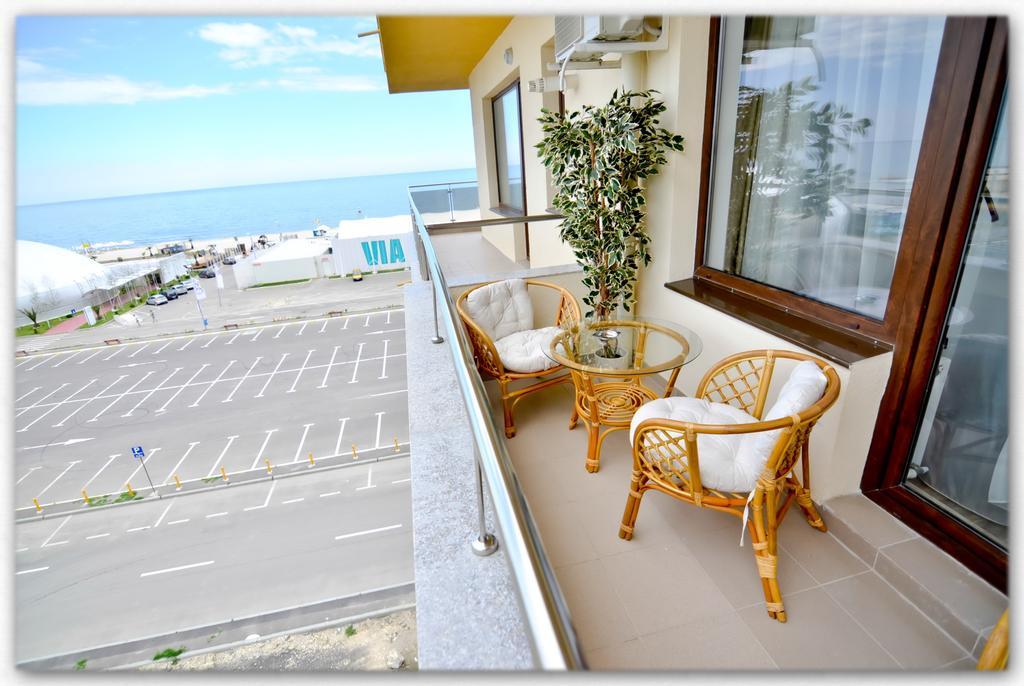 Summerland Luxury Studios By The Sea Мамая Стая снимка